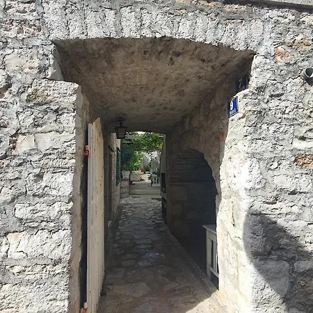 Moj Mir * Betina (Sibenik-Knin)