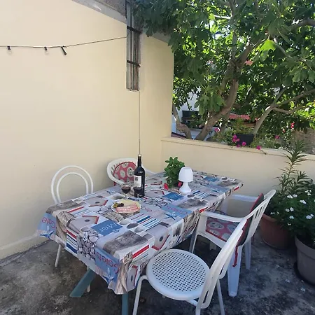 Appartement Moj Mir Betina (Sibenik-Knin)