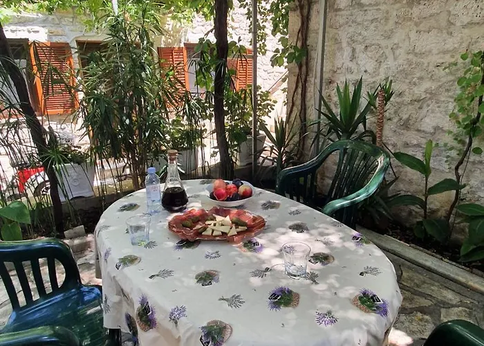 Moj Mir * Betina (Sibenik-Knin)