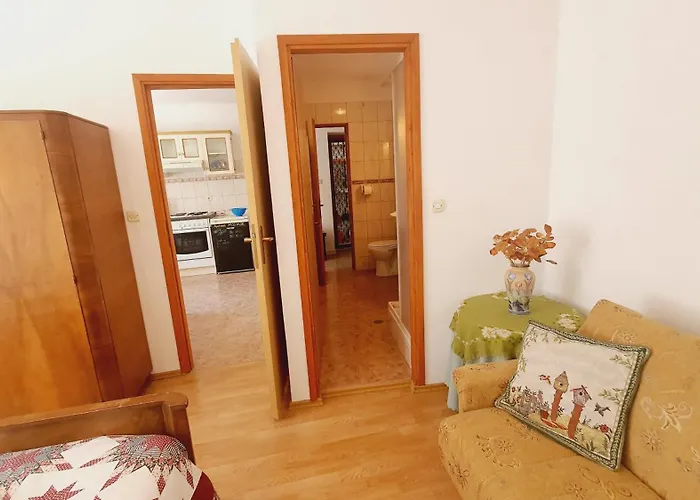 Moj Mir * Betina (Sibenik-Knin)